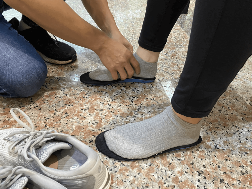 客製矯正鞋墊的足弓檢查